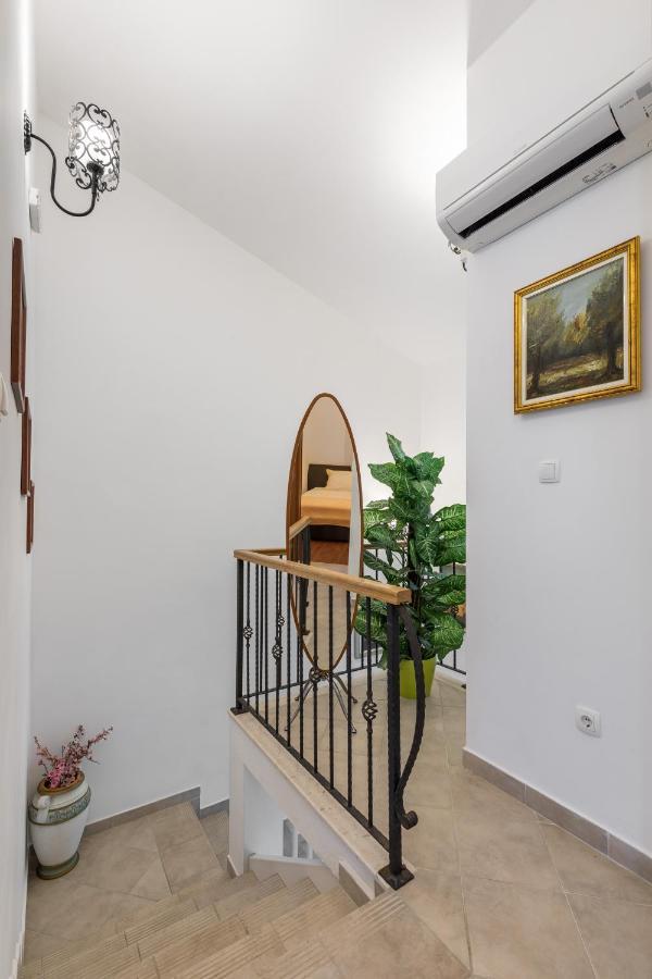 Apartments Croatia Trogir Eksteriør bilde